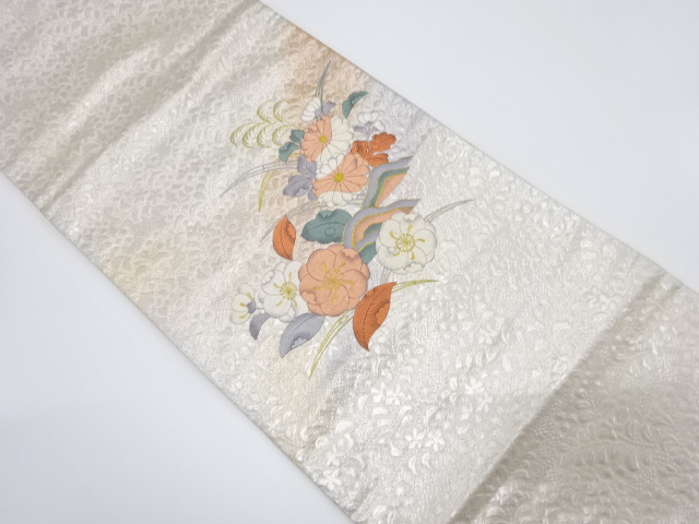 花模様刺繍開き名古屋帯（額縁仕立て）